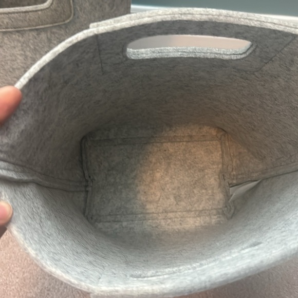 NWOT - 6 PIECES FELT SMALL BASKET - GREY - Picture 3 of 5